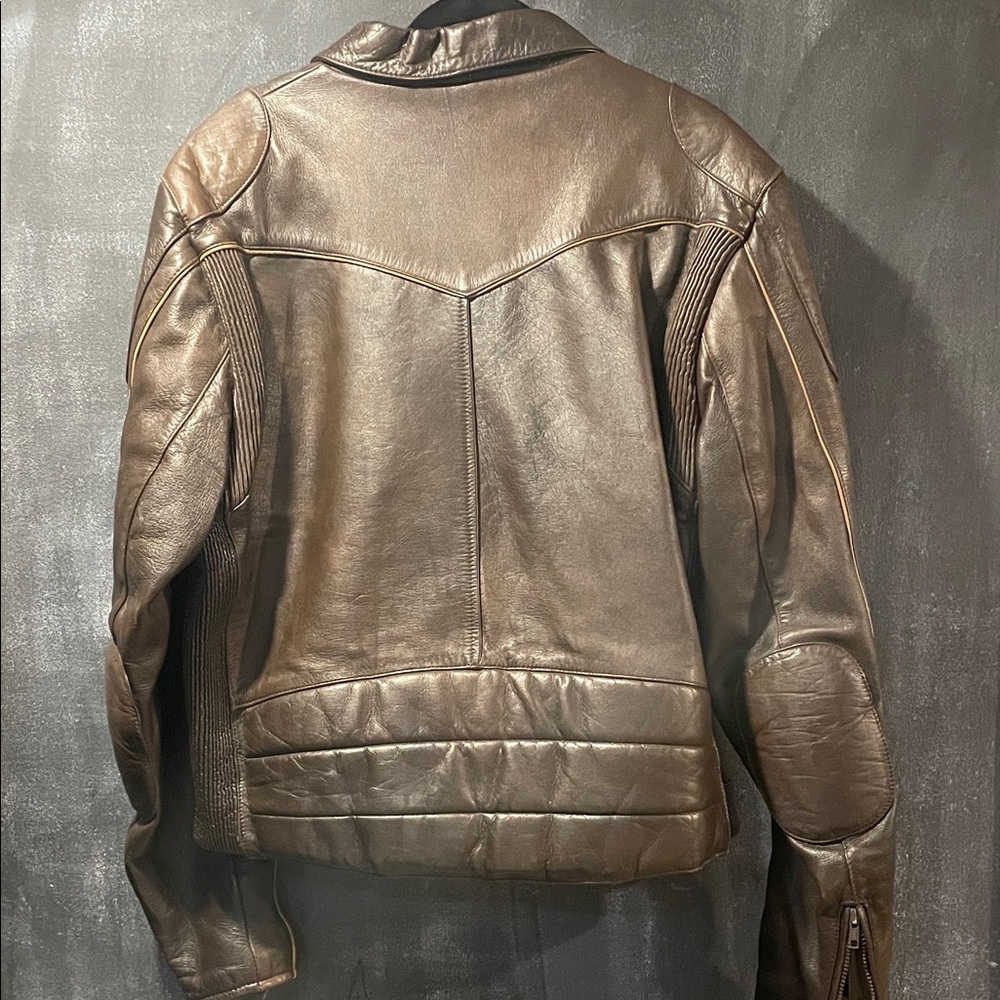 Vintage Leather Moto Jacket | Classic Biker Style Zip Front | Retro Streetwear - Picture 12 of 16